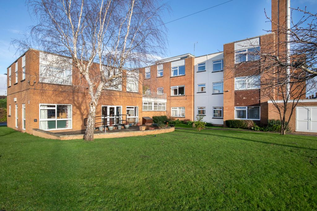 Property photo 1 of 6