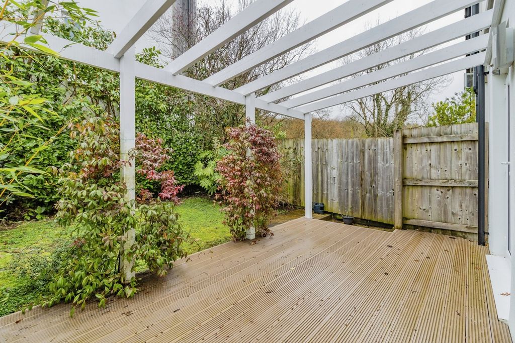 Property photo 2 of 19 Pbox-Img.Jpg