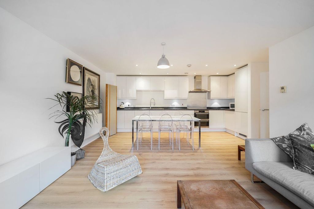 Property photo 2 of 11 19456610 (9).Jpg