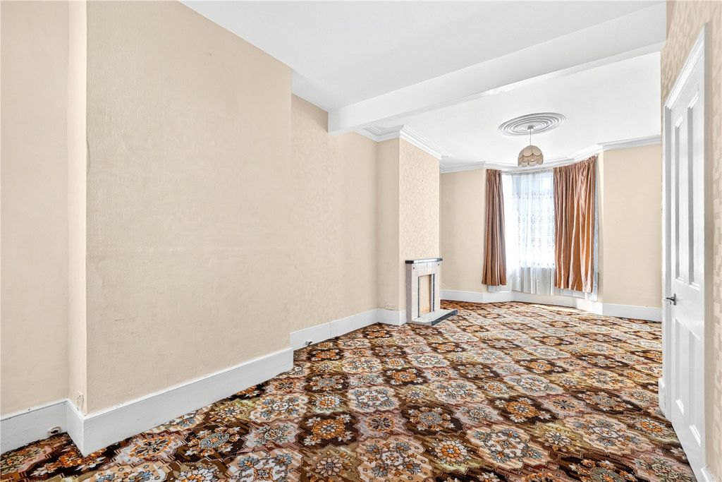 Property photo 2 of 13 Picture No. 01