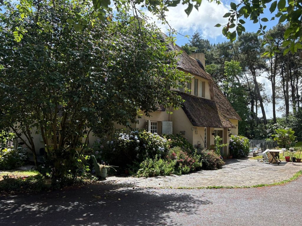 Property photo 1 of 11 Equestrian Property With Charm, Multiple Dwellings