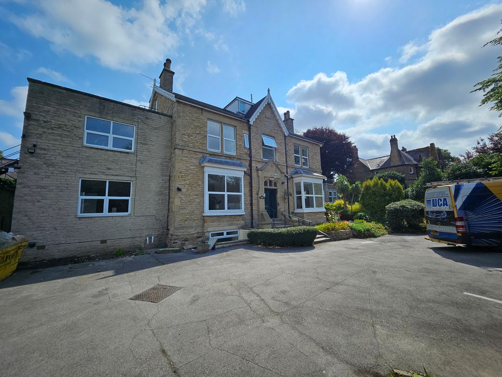 Property photo 3 of 30