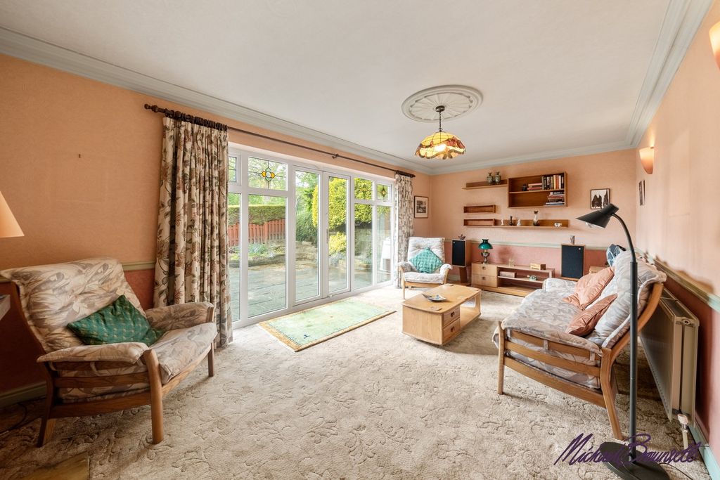 Property photo 3 of 19