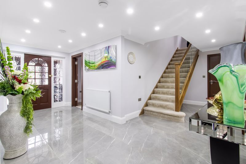 Property photo 2 of 29 Photo 35