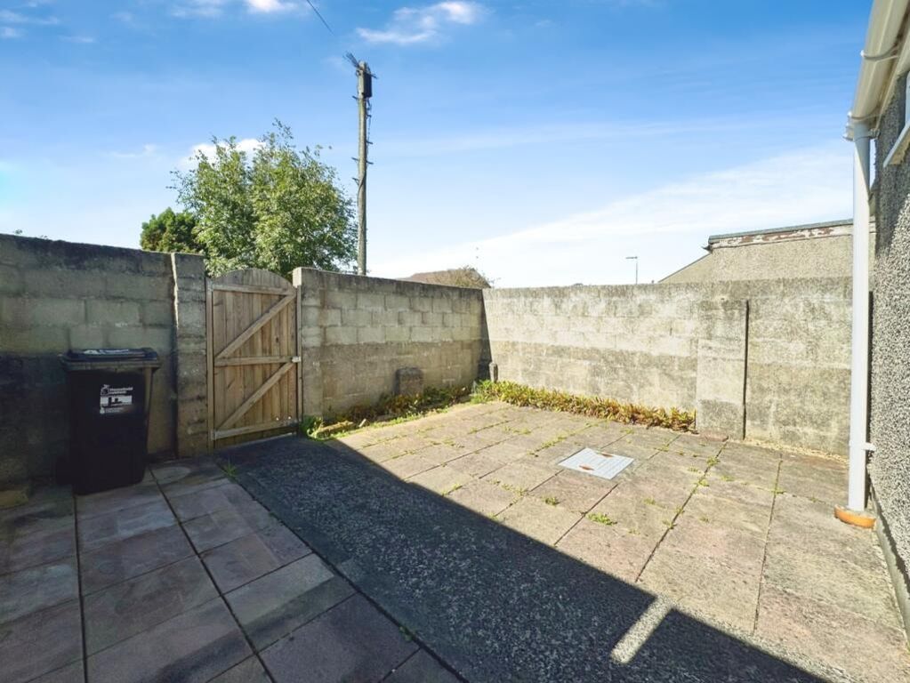 Property photo 3 of 20 4847582