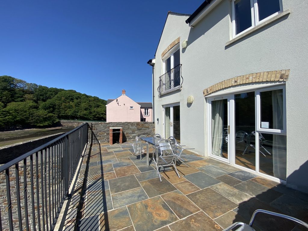 Additional image 10 of 3 bed terraced house for saleCastle Hall Road, Blackbridge, Milford Haven SA73