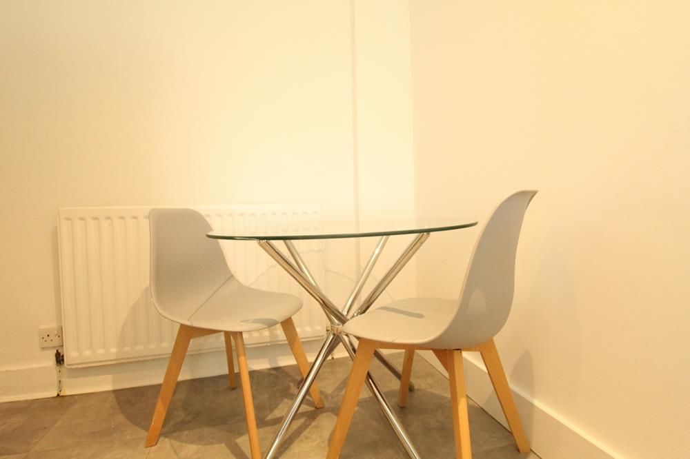 Property photo 3 of 6 Dining Area 1