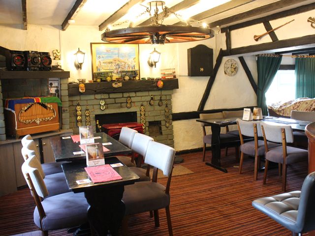 Property photo 2 of 11