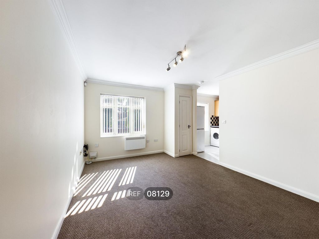 Property photo 2 of 6 Living Room