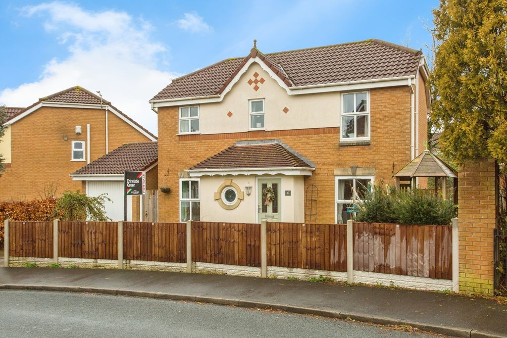 Property photo 1 of 17 Pbox-Img.Jpg