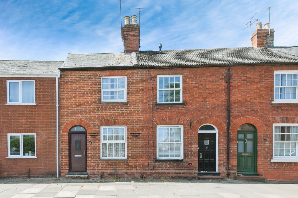 Property photo 1 of 16