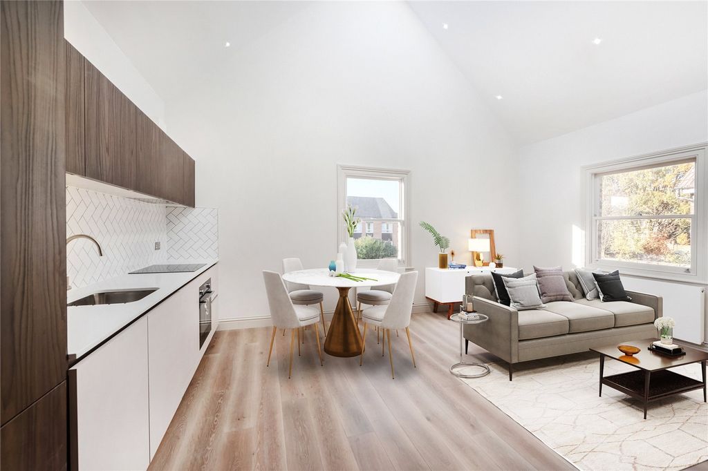 Property photo 1 of 12 Vr Furniture