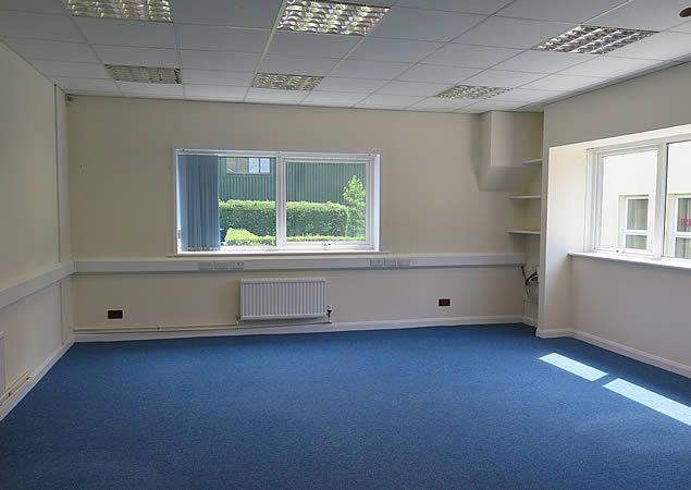 Property photo 1 of 2