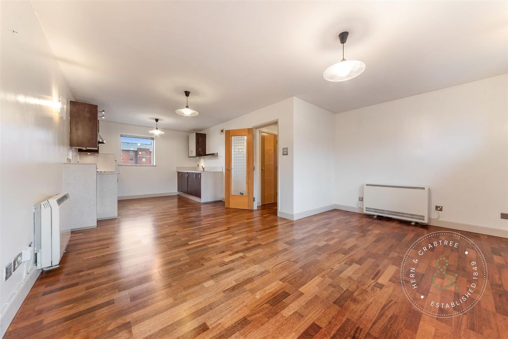 Property photo 3 of 21 Henke-Court-11.Jpg