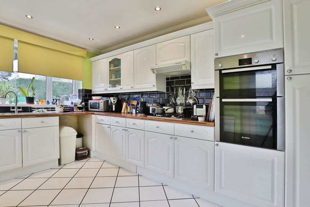 Property photo 3 of 15 Pbox-Img.Jpg