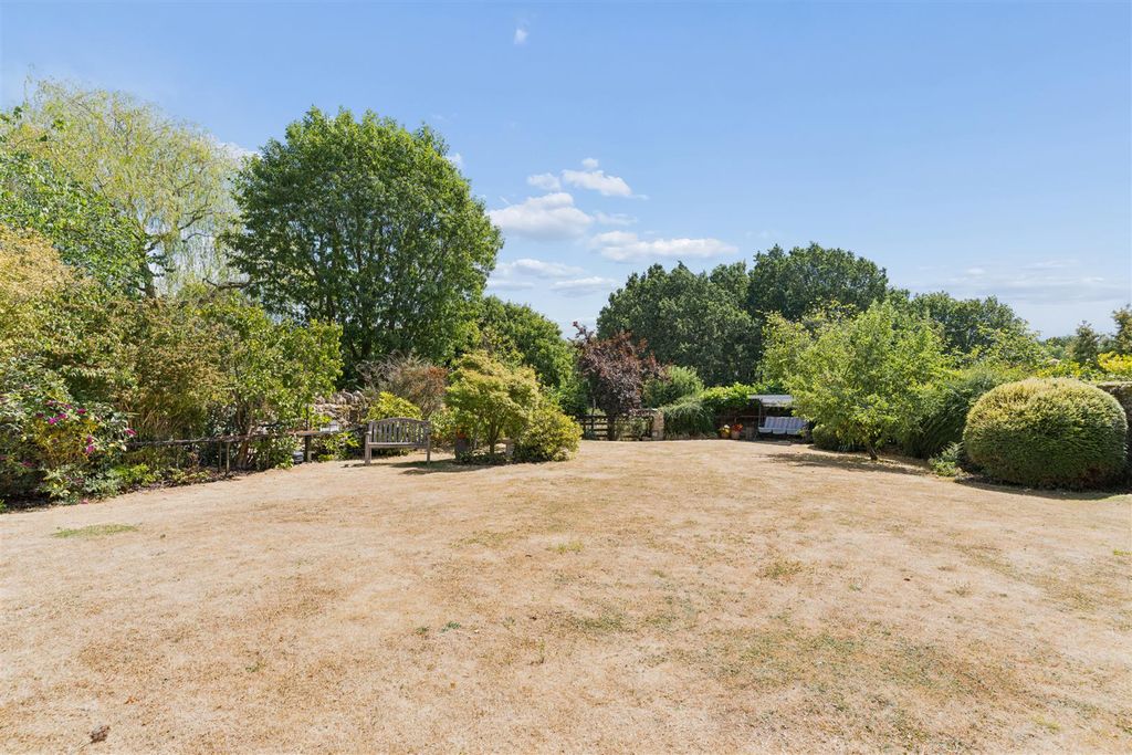 Property photo 2 of 38 Rear Garden