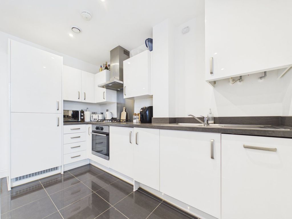 Property photo 3 of 21