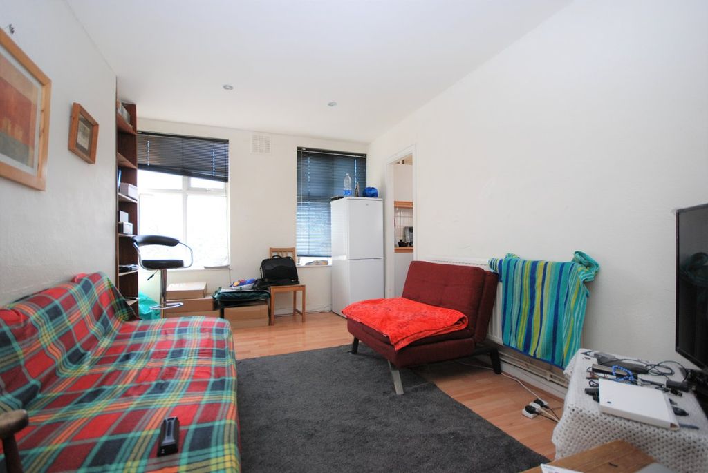 Property photo 1 of 4