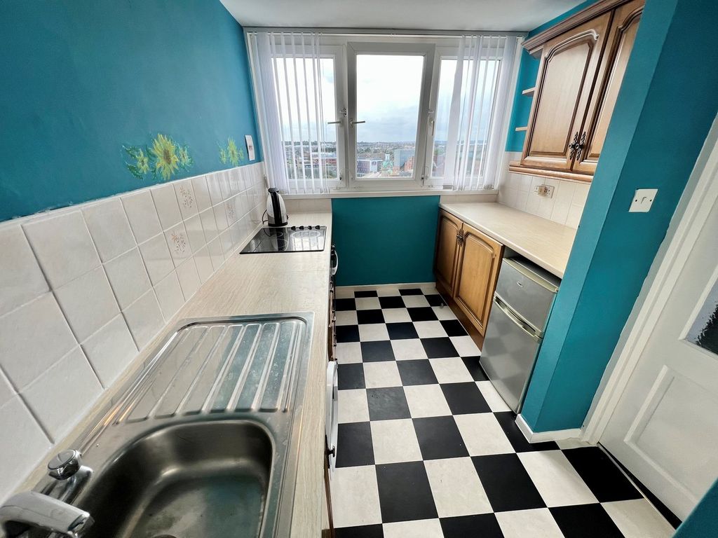 Property photo 3 of 8