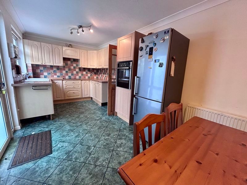 Property photo 2 of 12 Photo 2