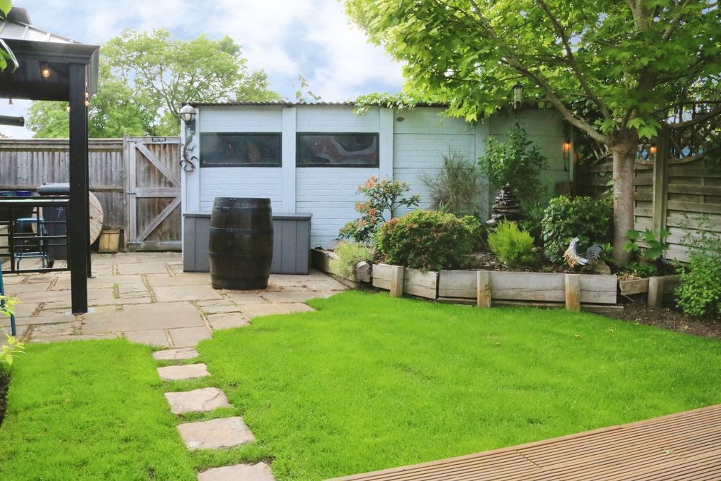 Property photo 2 of 18 Photo 10