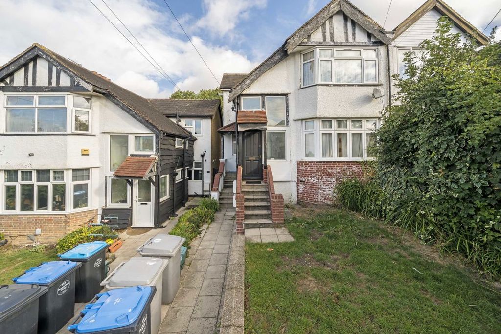 Property photo 1 of 6