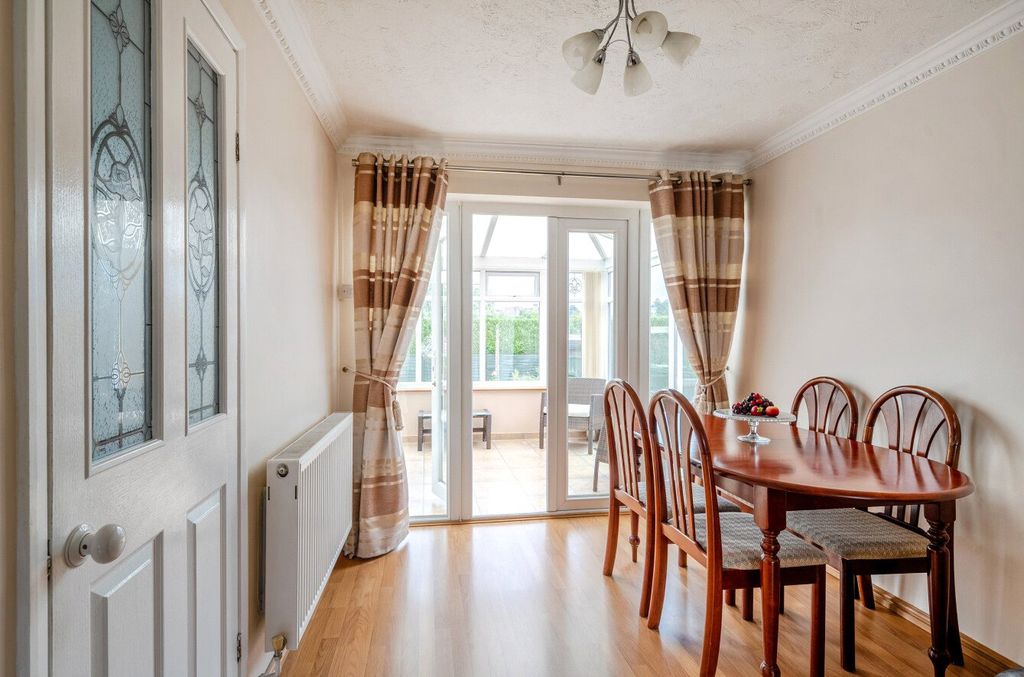 Property photo 3 of 14 Living/Dining Room