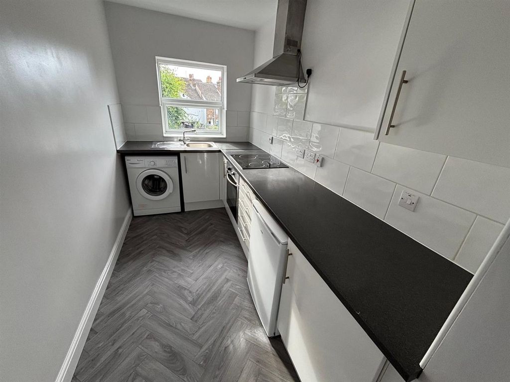 Property photo 2 of 5 E2A44296-345B-4A7c-800c-Deadc879Dd0B.Jpg