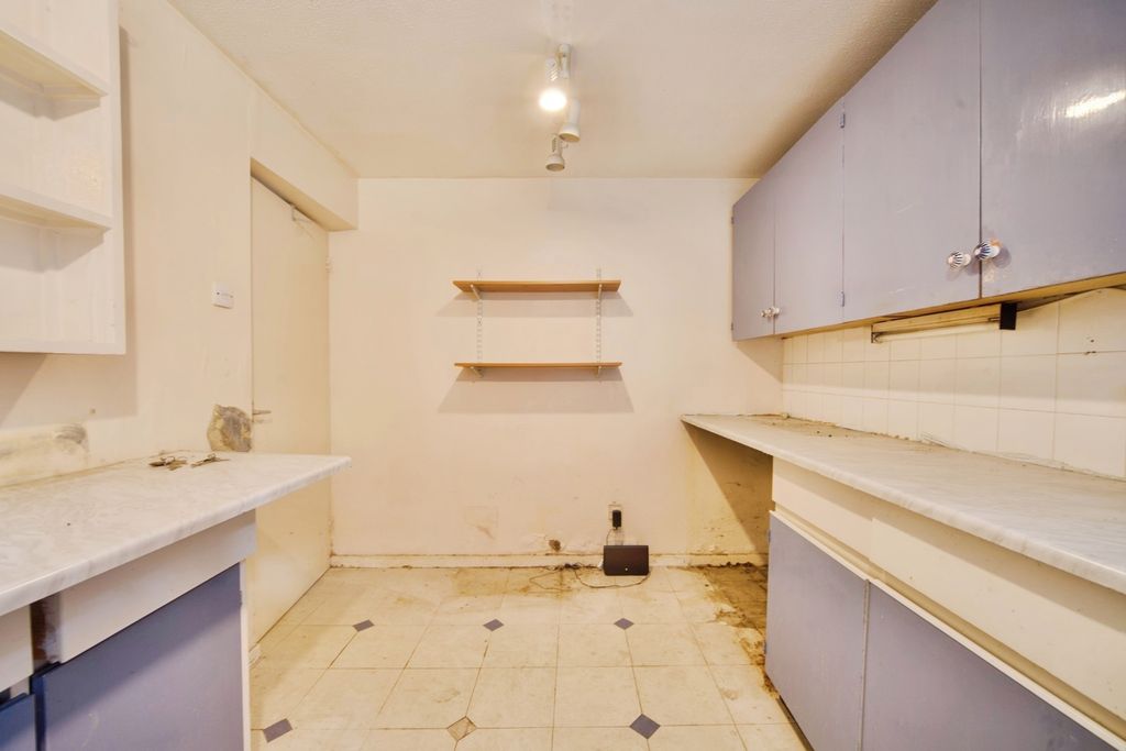 Property photo 2 of 15 Kitchen