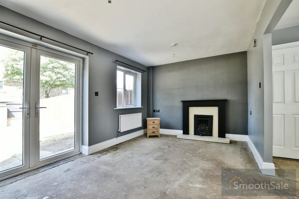 Property photo 2 of 21