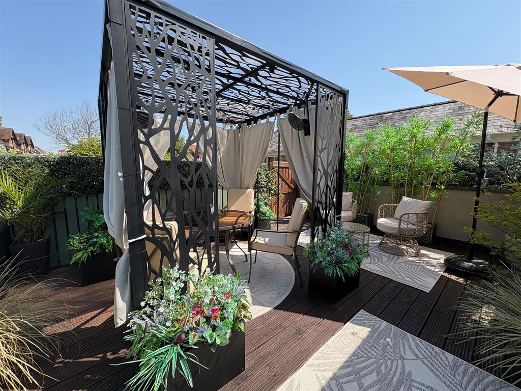 Property photo 2 of 26 Garden New 1.Jpg