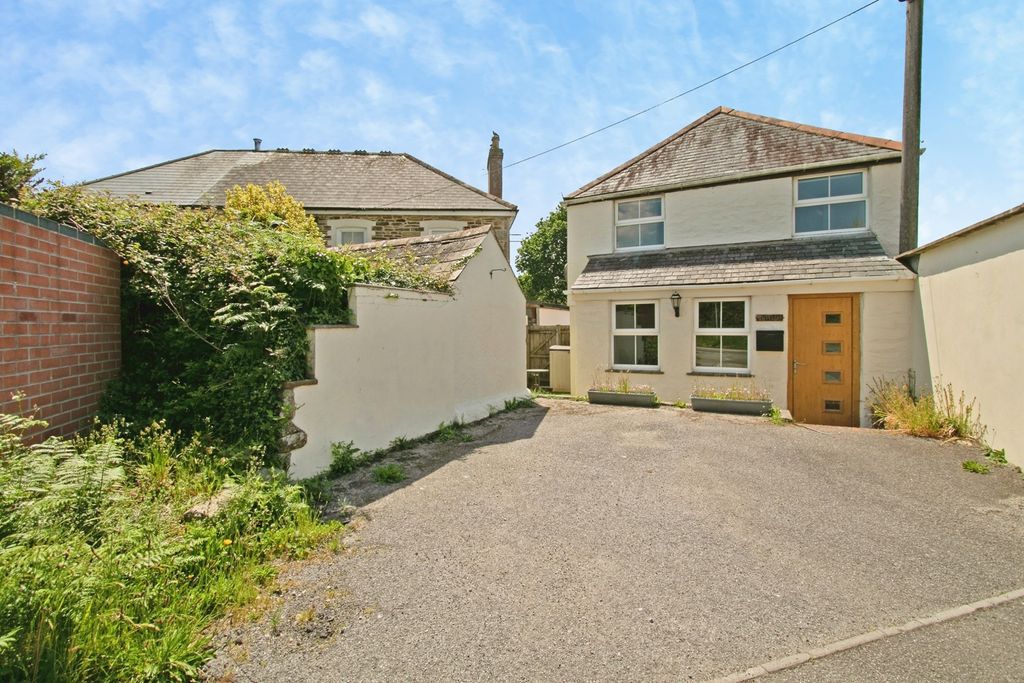 Property photo 1 of 16 Pbox-Img.Jpg