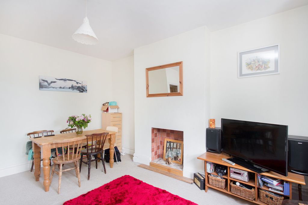 Property photo 2 of 9 2