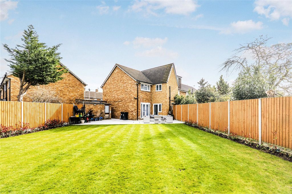 Property photo 2 of 30 Garden