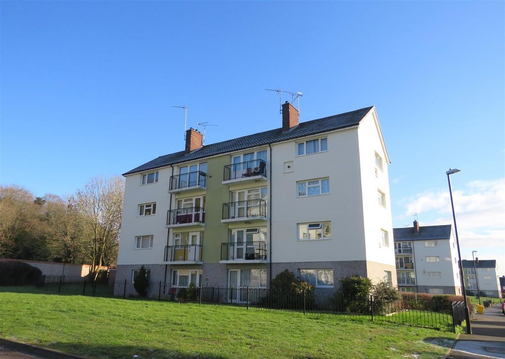 Property photo 1 of 6 Exterior