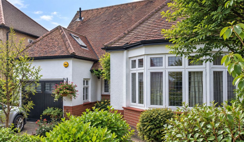 Property photo 1 of 25 Picture No. 32