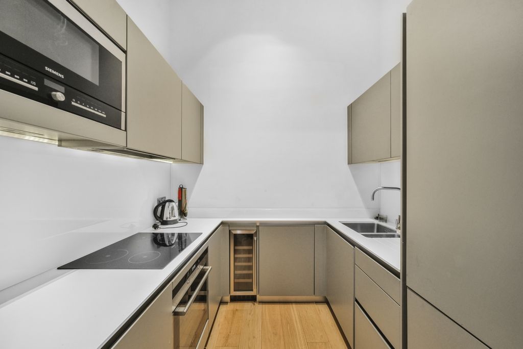 Property photo 2 of 17 Dsc_9306_High