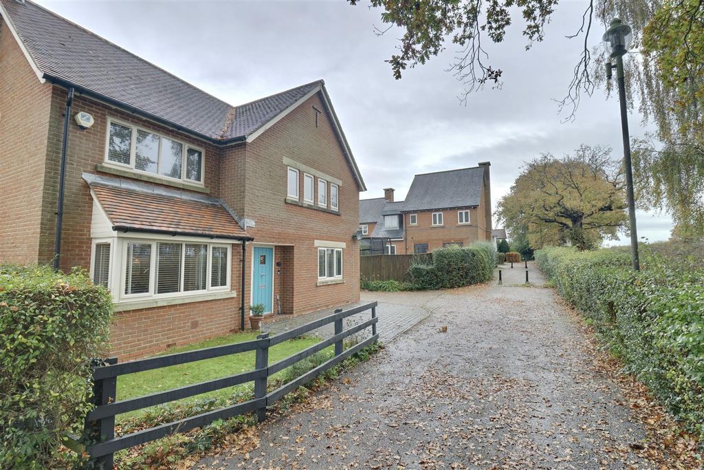 Property photo 1 of 36 Front View