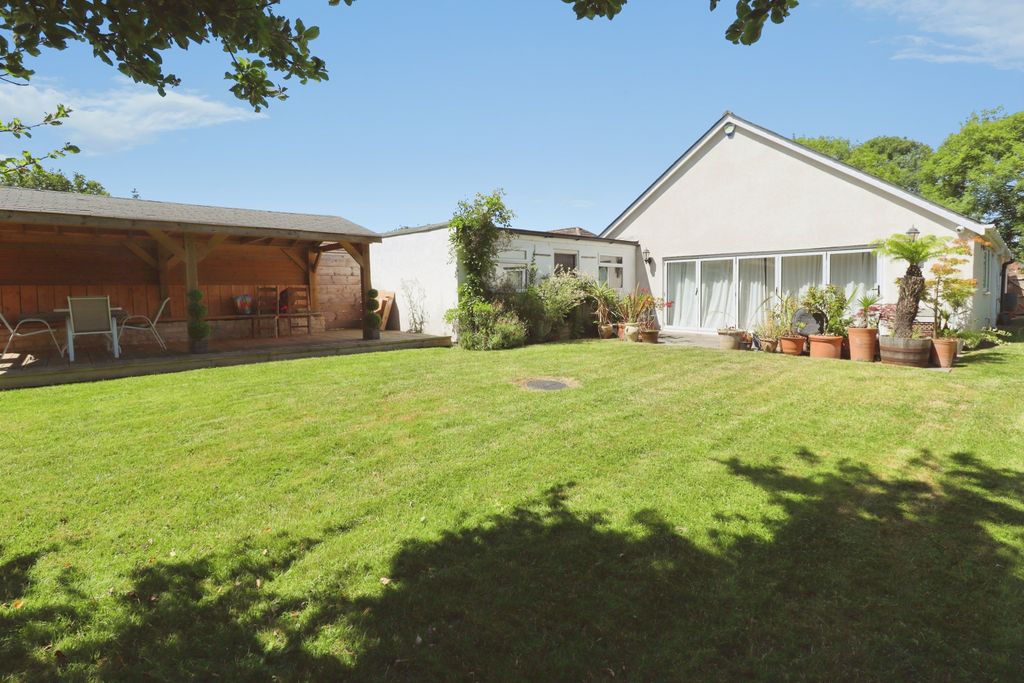 Property photo 1 of 24