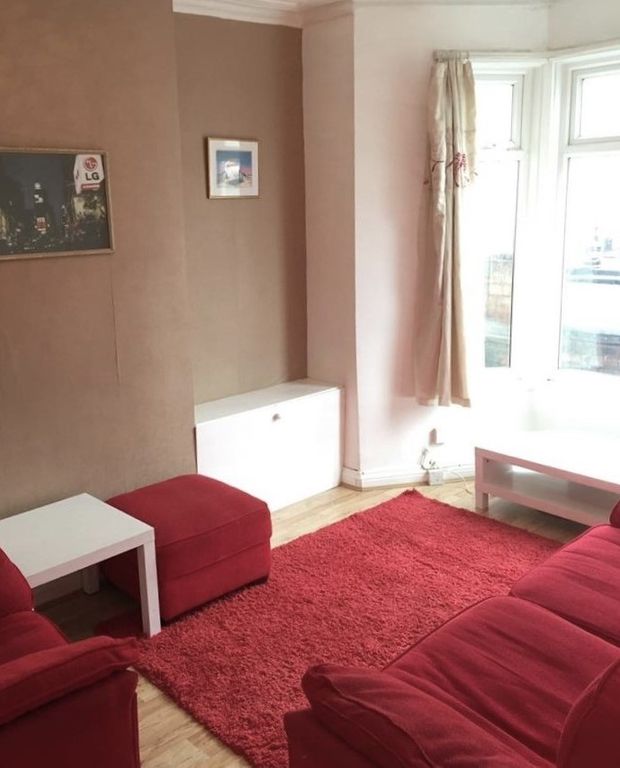 Property photo 2 of 12