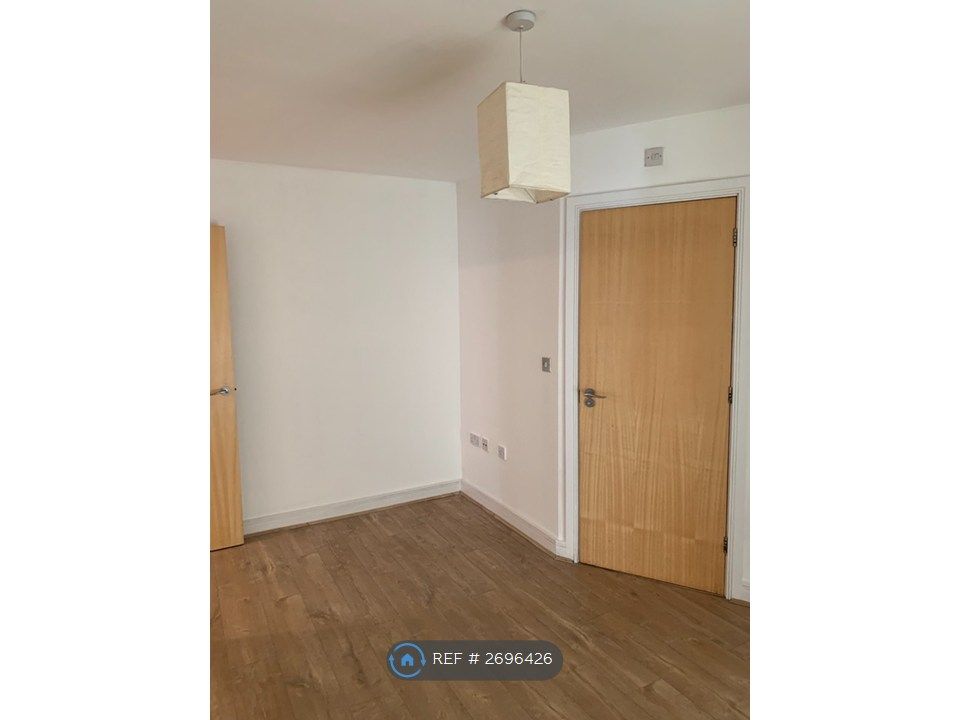 Property photo 3 of 7 Bedroom 2 (With En-Suite)