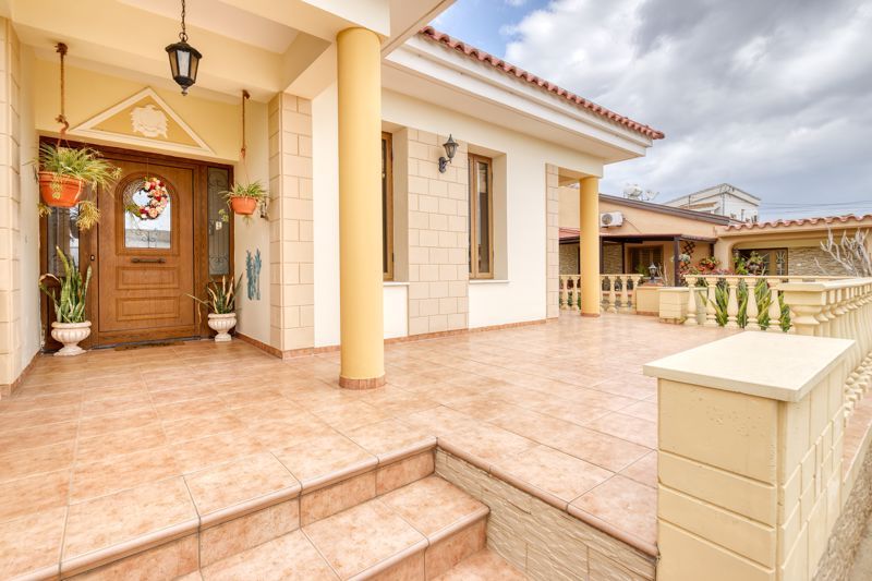 Property photo 2 of 30 Front Veranda With