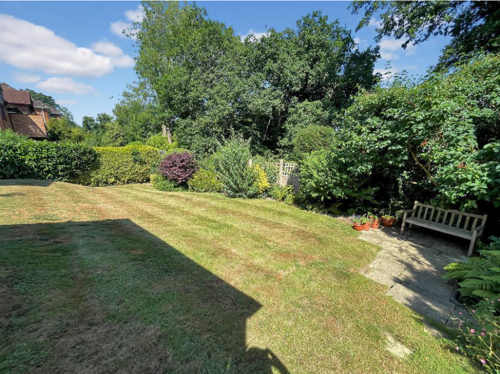 Property photo 3 of 34