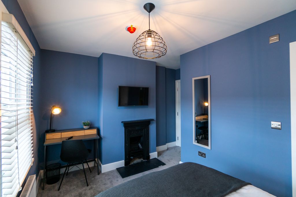 Property photo 3 of 13