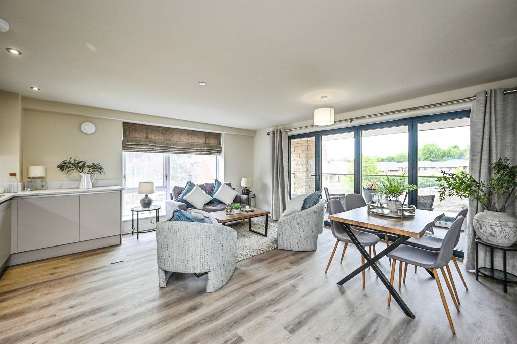 Property photo 3 of 11