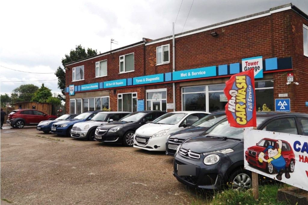 Property photo 1 of 7