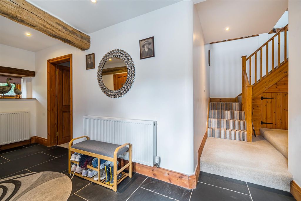 Property photo 3 of 22 West Barn Entrance.Jpg