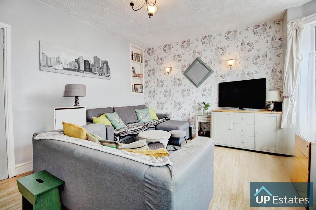 Property photo 3 of 30