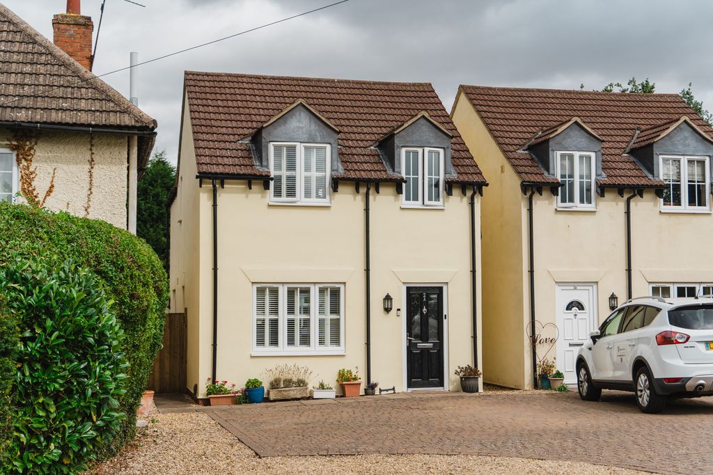 Property photo 1 of 27