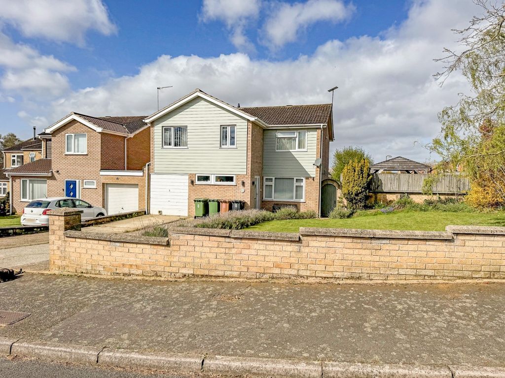 Property photo 1 of 33 5297571
